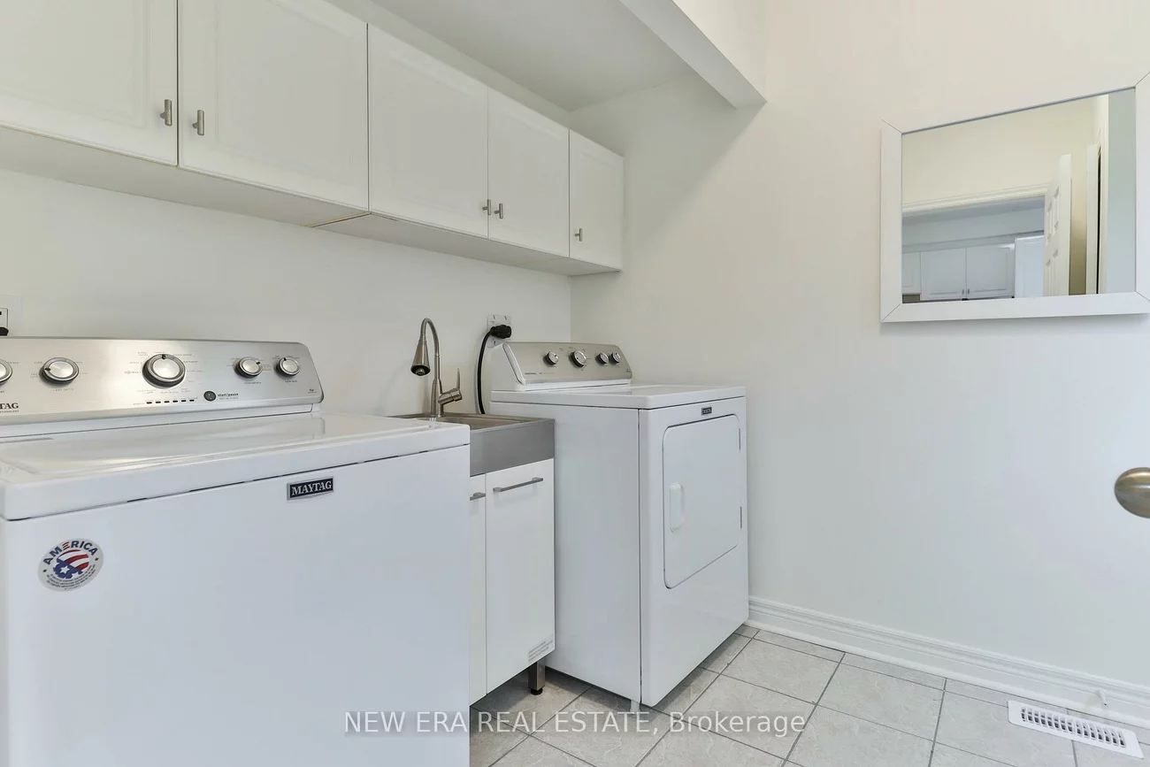 3, Sharon Lee, Berczy, Markham