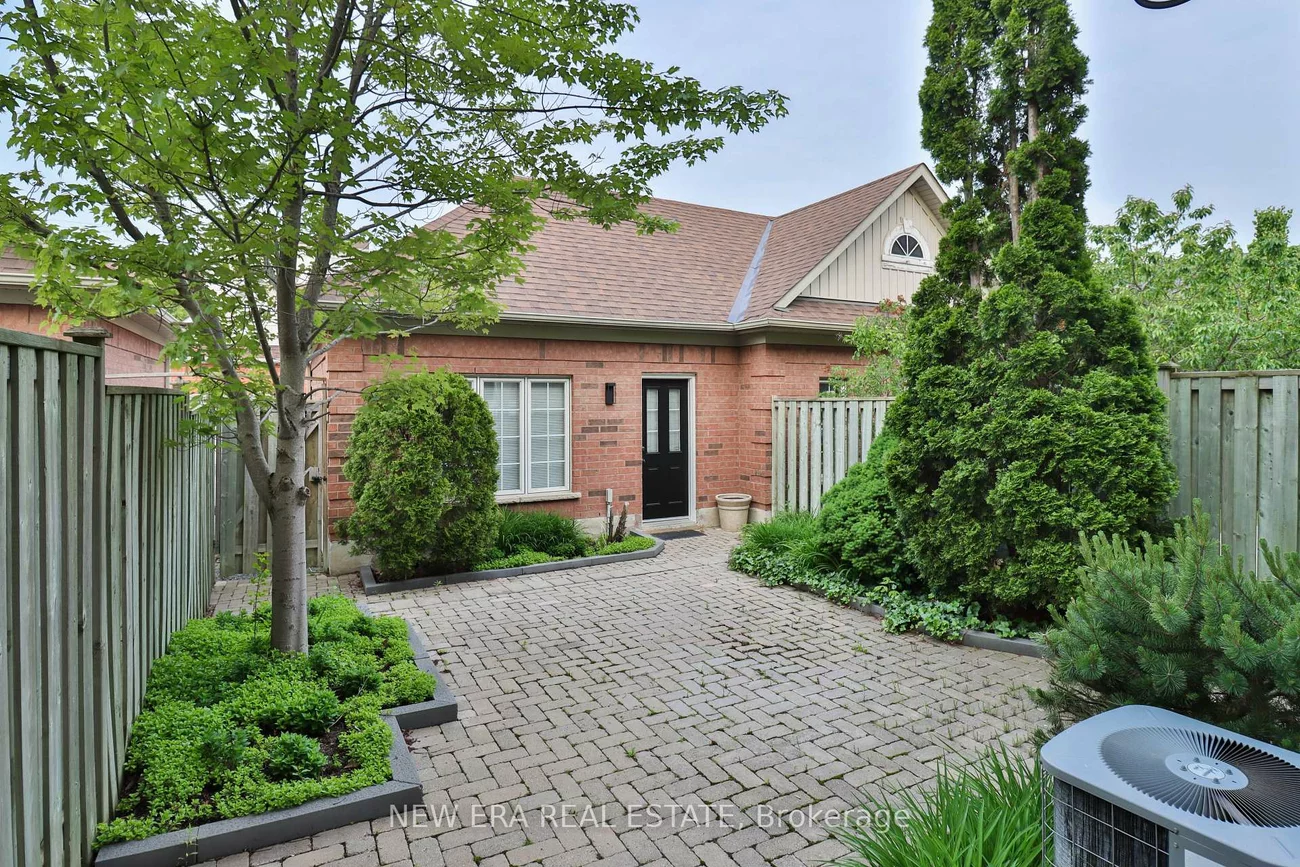 3, Sharon Lee, Berczy, Markham