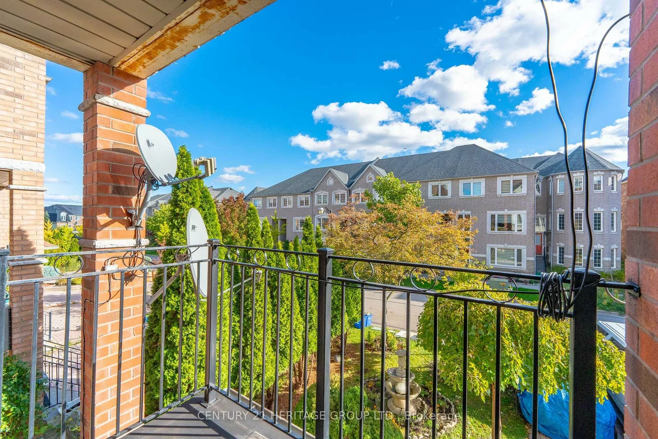 18, Orchid, Commerce Valley, Markham