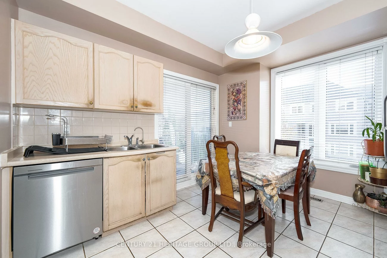 18, Orchid, Commerce Valley, Markham