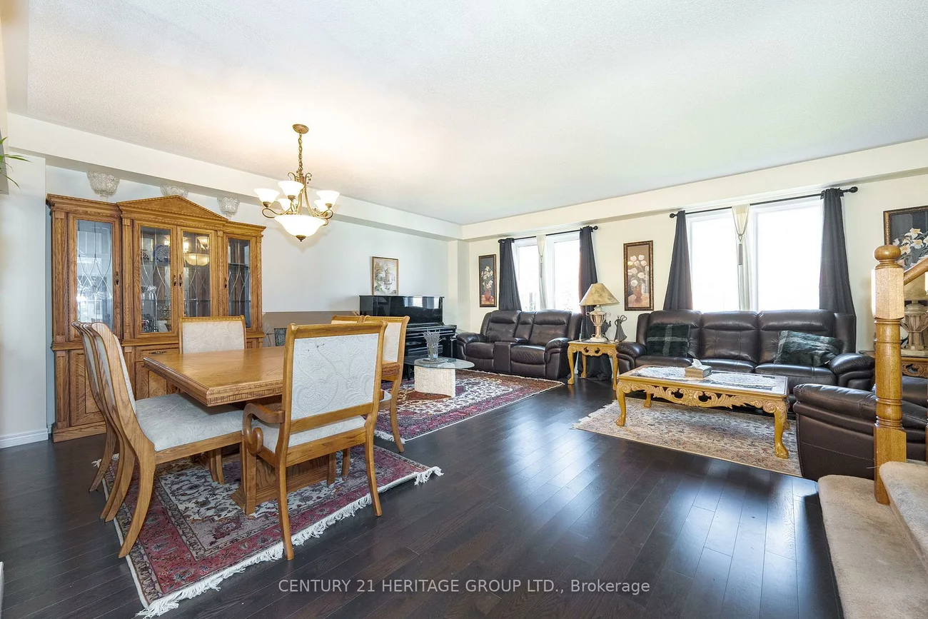 18, Orchid, Commerce Valley, Markham