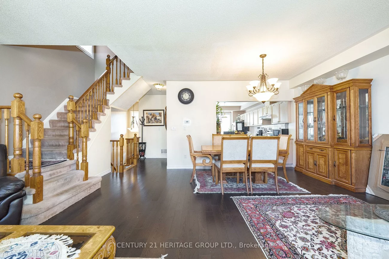 18, Orchid, Commerce Valley, Markham