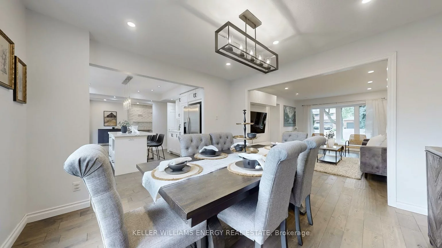 29, Fry, Markham Village, Markham