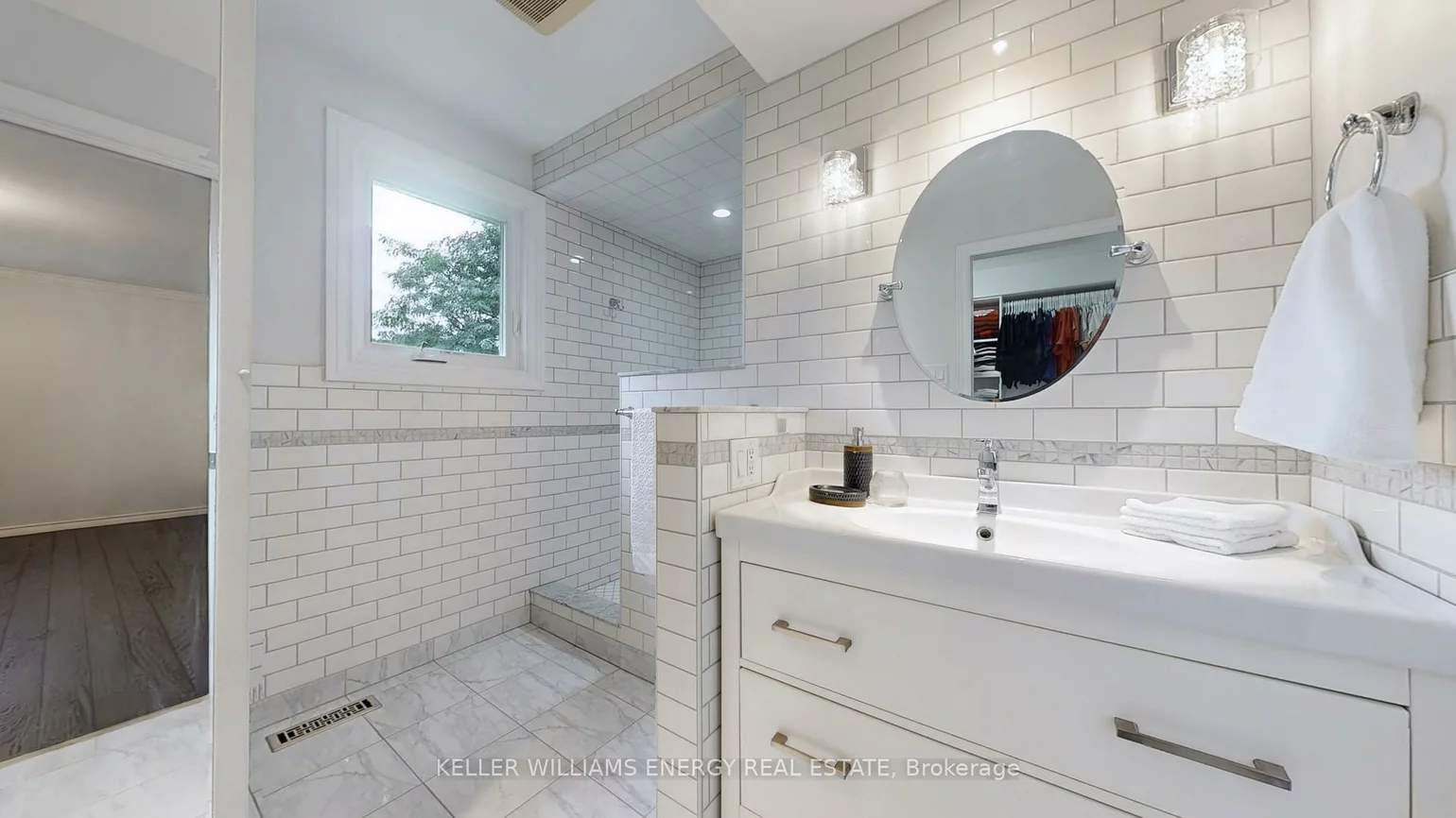 29, Fry, Markham Village, Markham