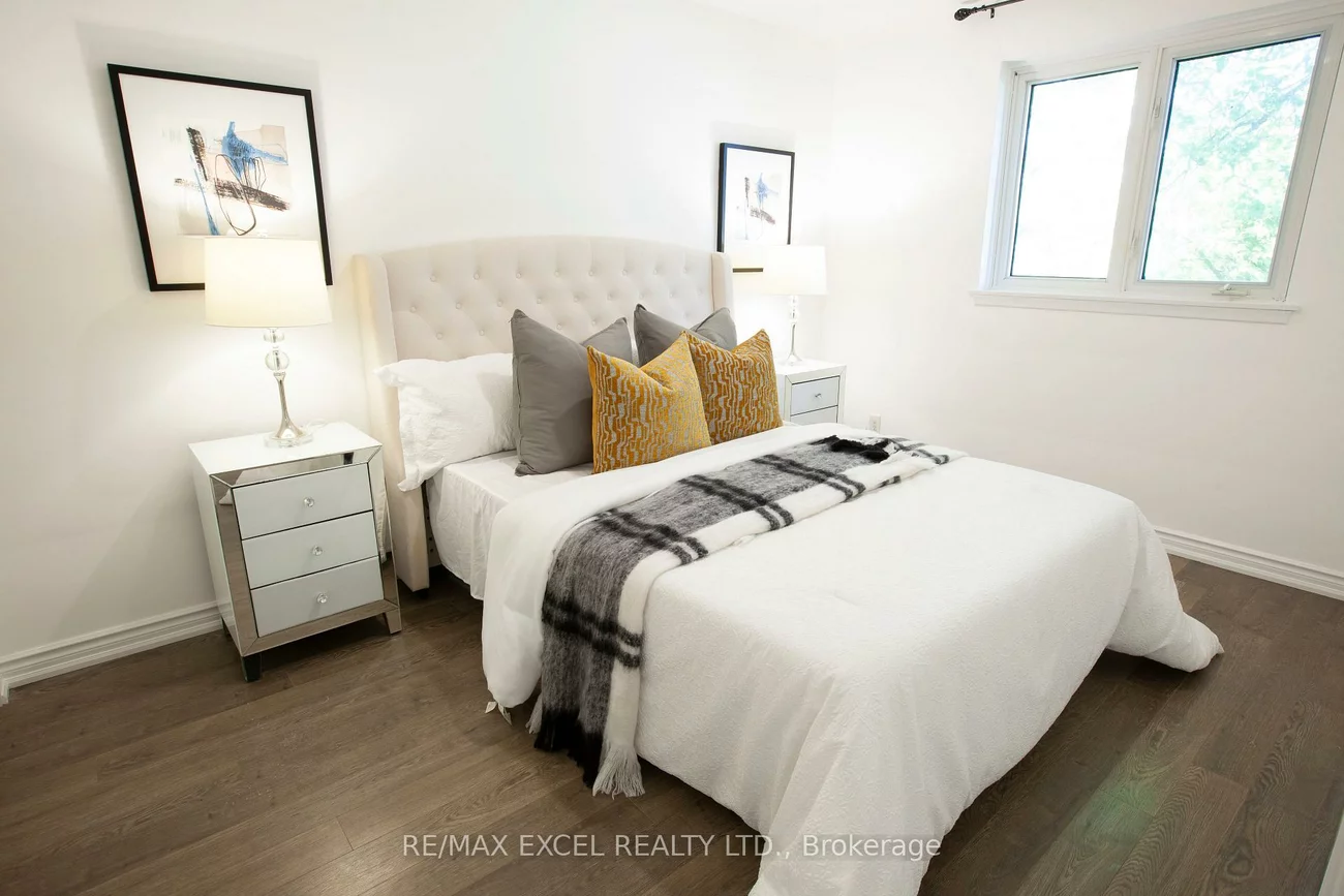 33, Alanadale, Bullock, Markham