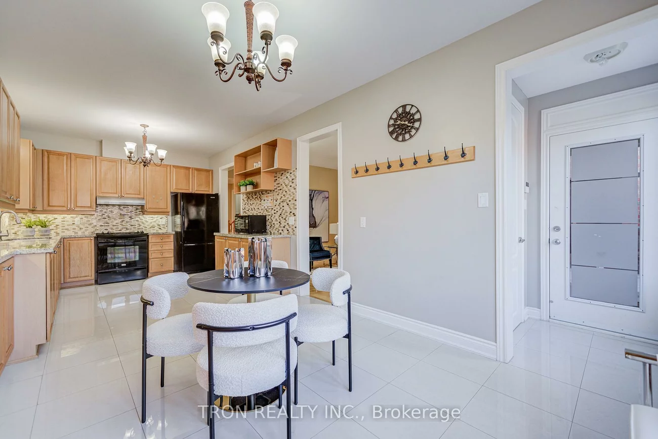 454, The Bridle, Berczy, Markham