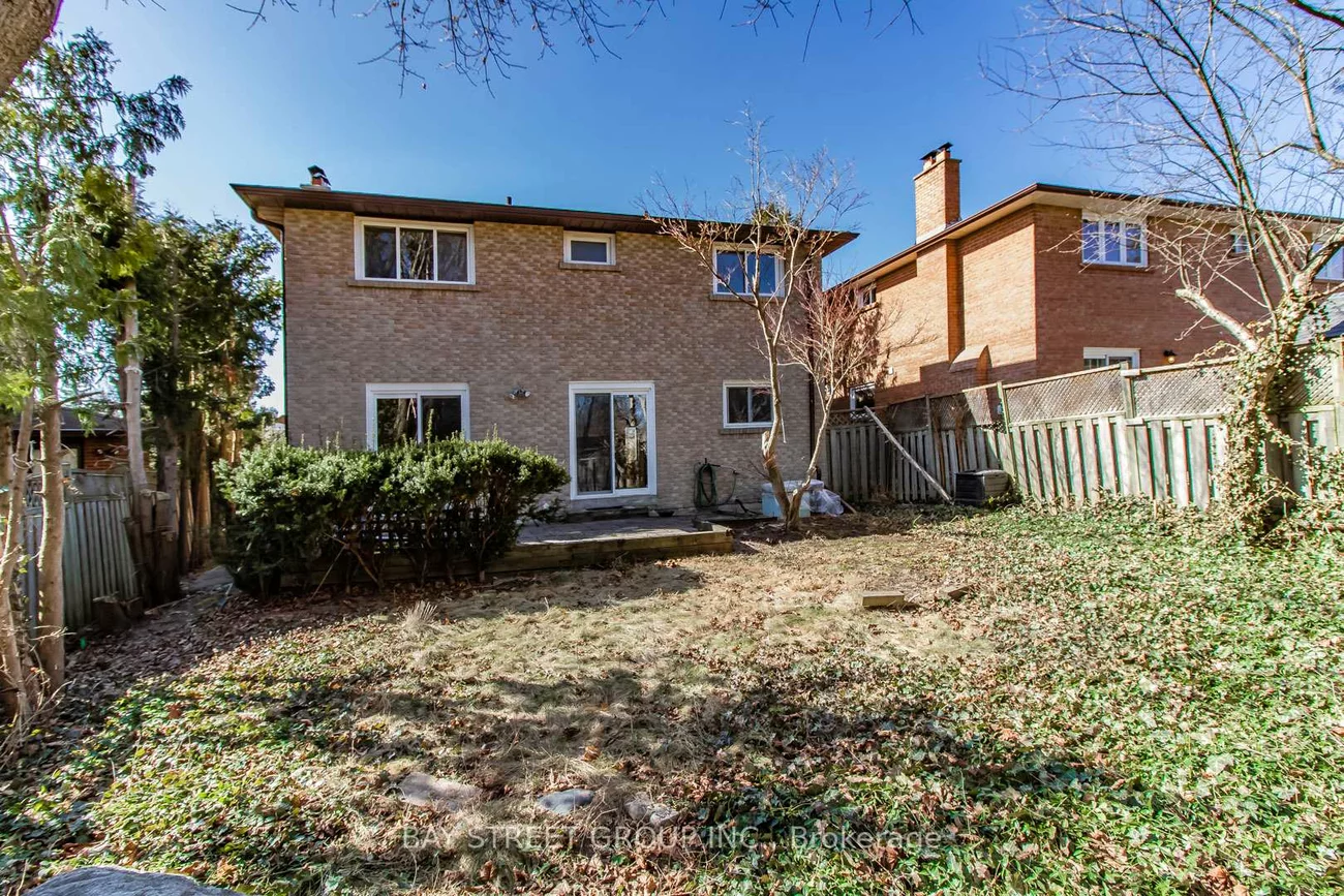 300, Fincham, Markham Village, Markham