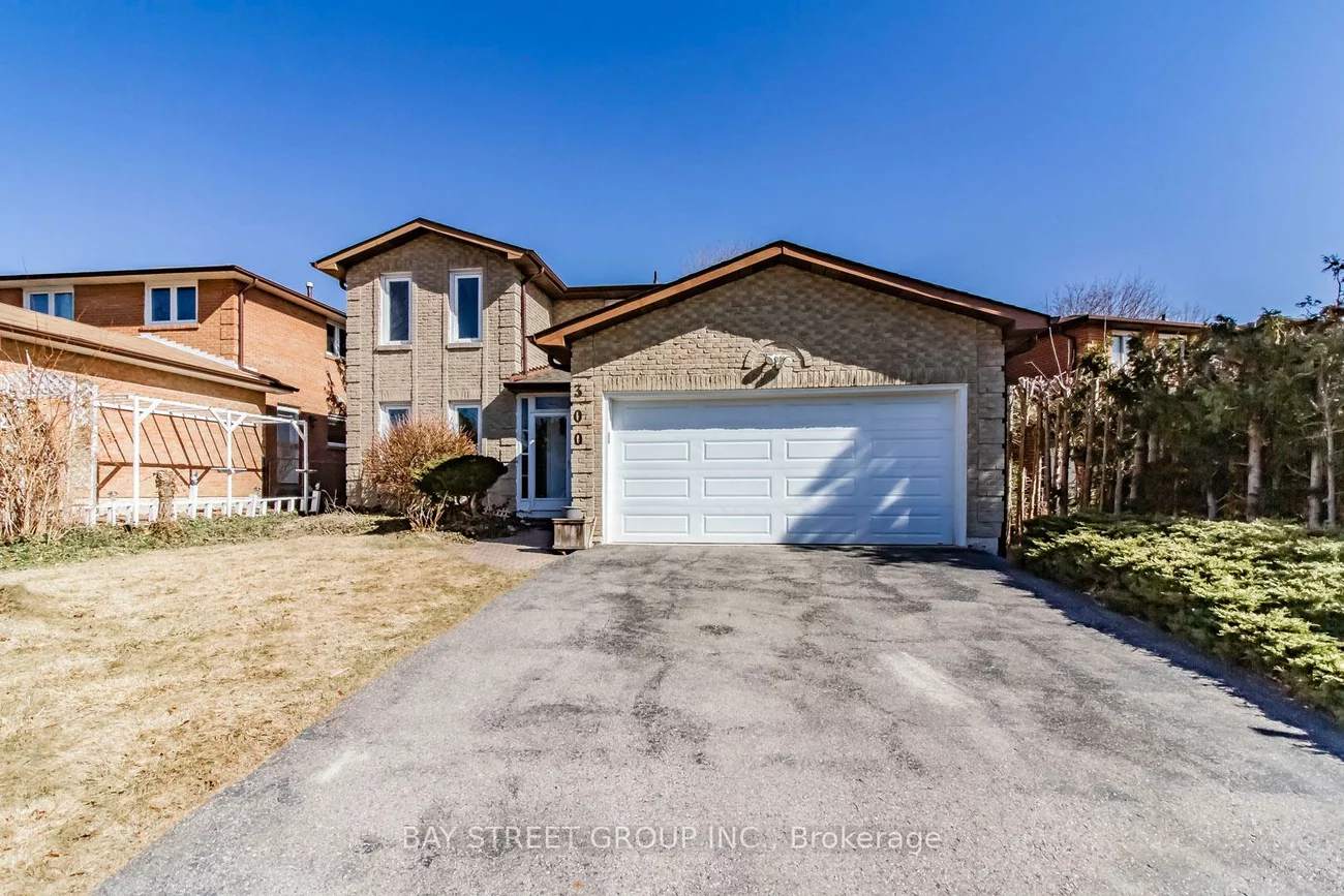 300, Fincham, Markham Village, Markham