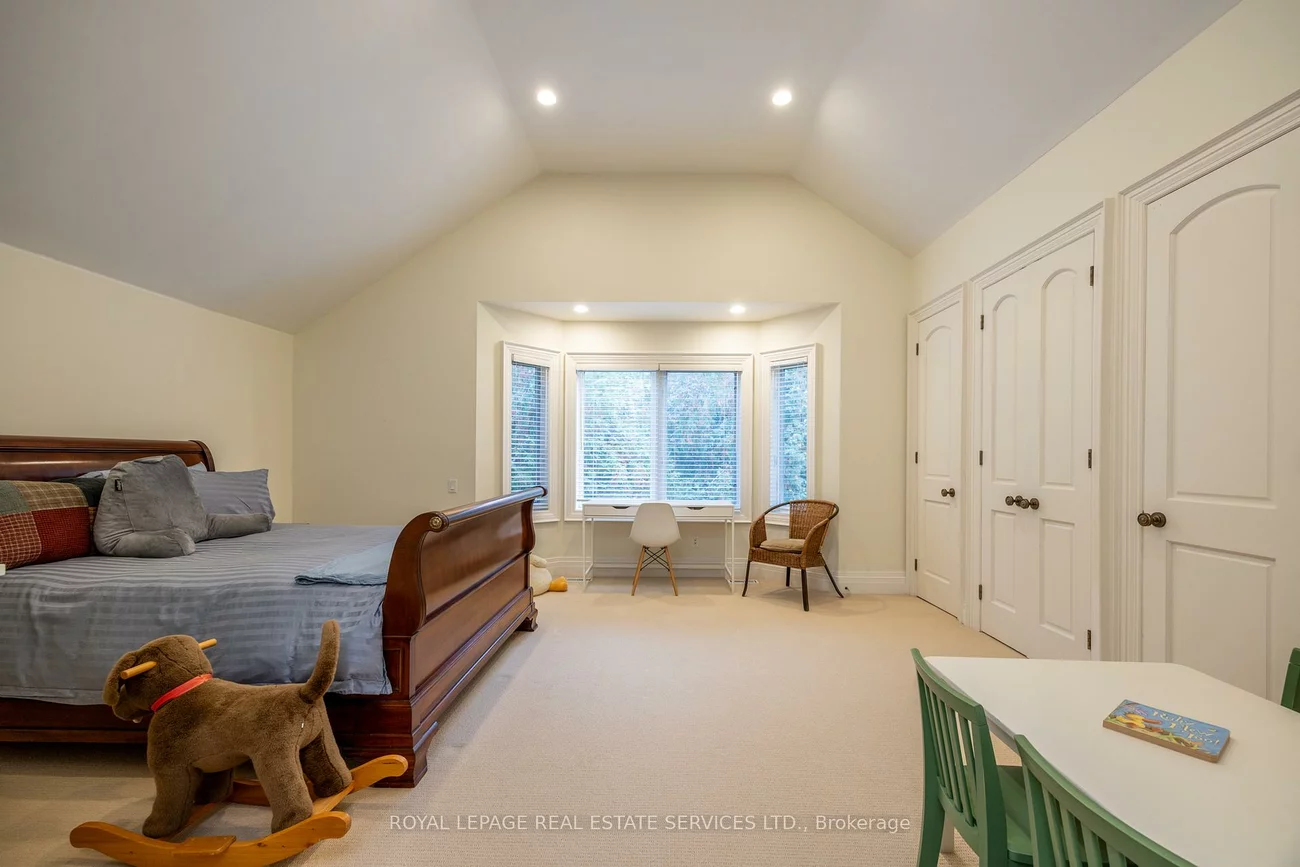 9, Seinecliffe, Bayview Glen, Markham