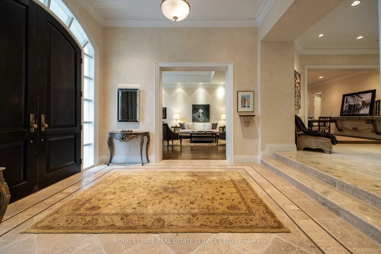 9, Seinecliffe, Bayview Glen, Markham