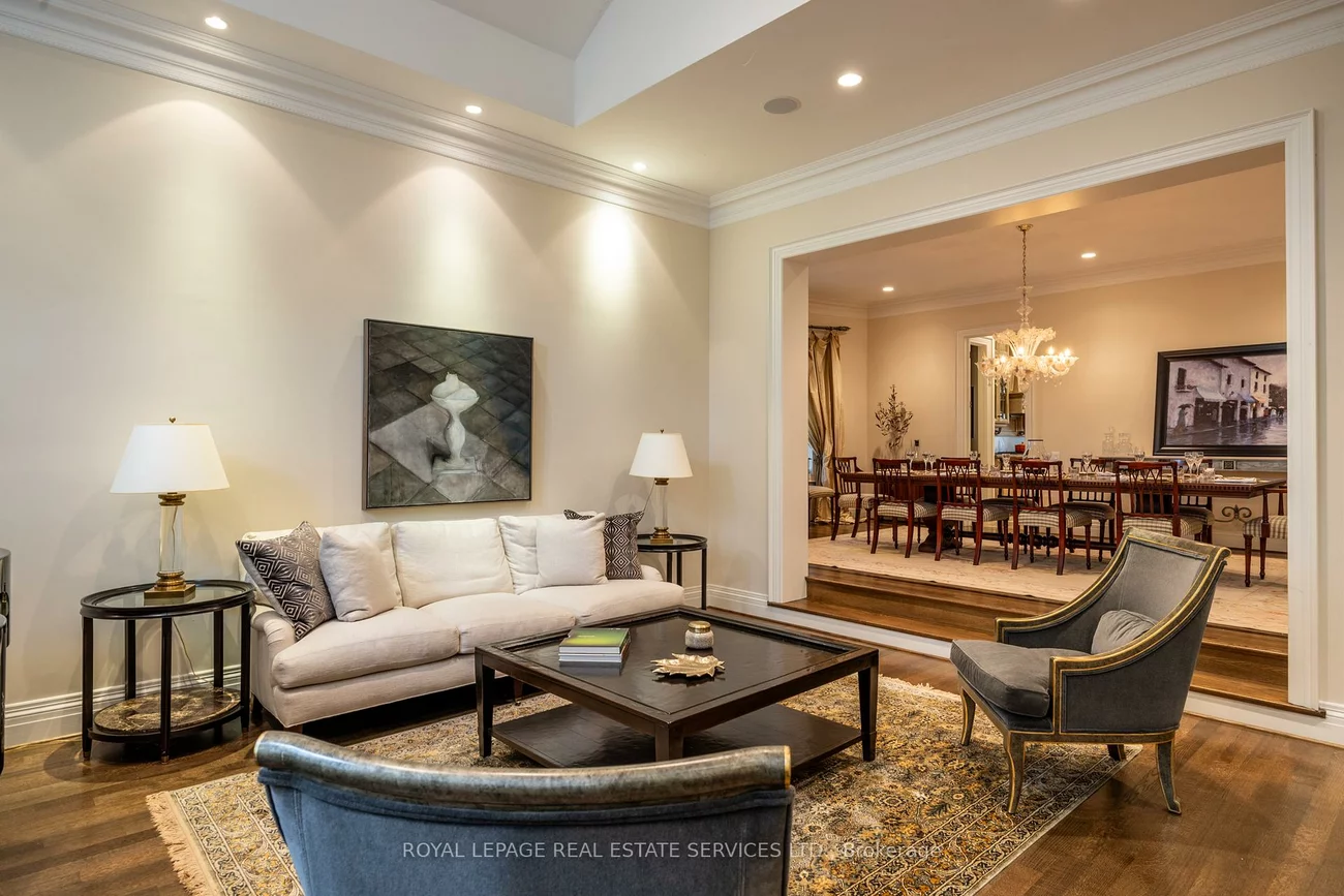 9, Seinecliffe, Bayview Glen, Markham