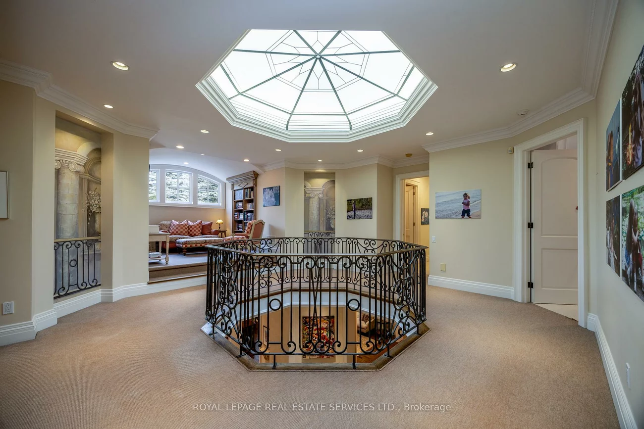 9, Seinecliffe, Bayview Glen, Markham