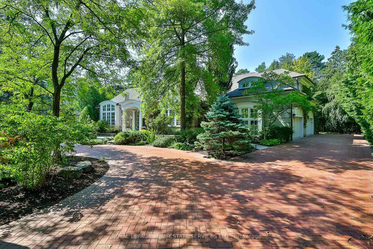 9, Seinecliffe, Bayview Glen, Markham