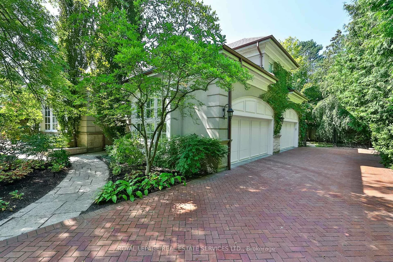 9, Seinecliffe, Bayview Glen, Markham