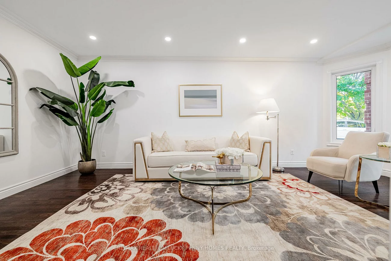 8, Hallam, Markham Village, Markham