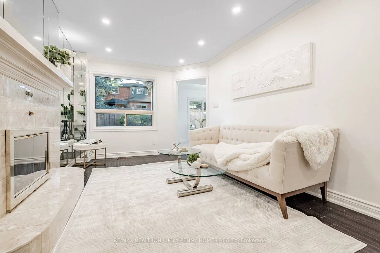 8, Hallam, Markham Village, Markham