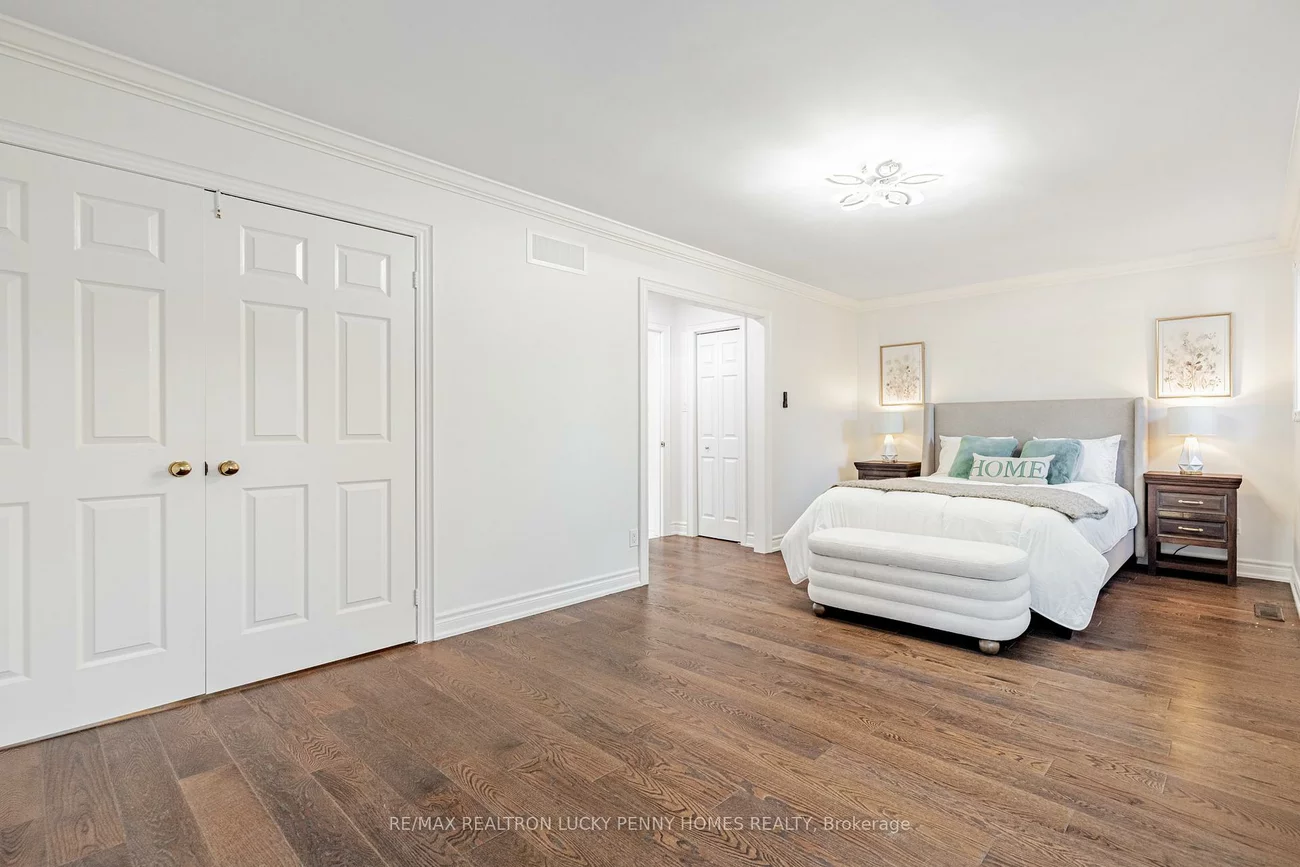 8, Hallam, Markham Village, Markham