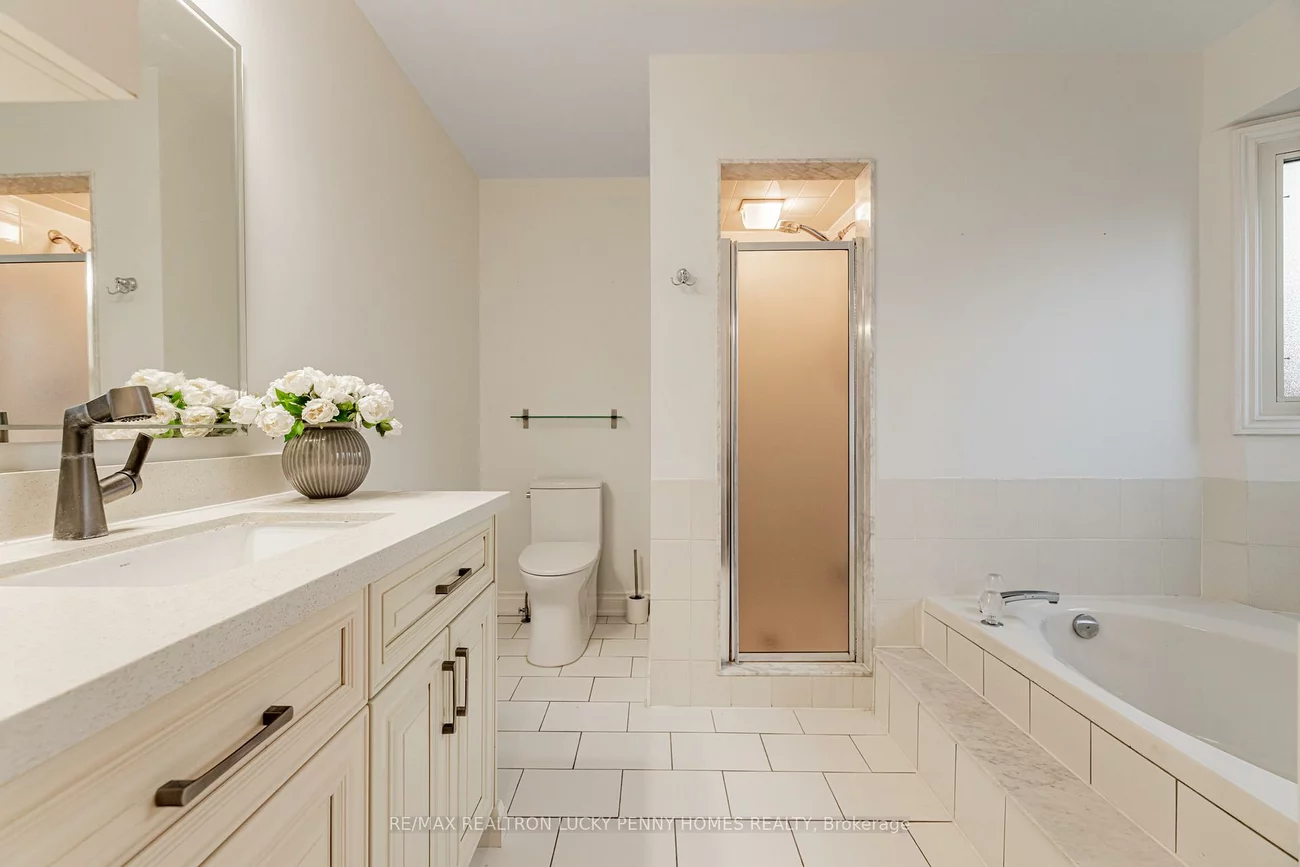 8, Hallam, Markham Village, Markham