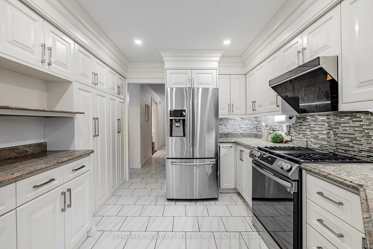 8, Hallam, Markham Village, Markham