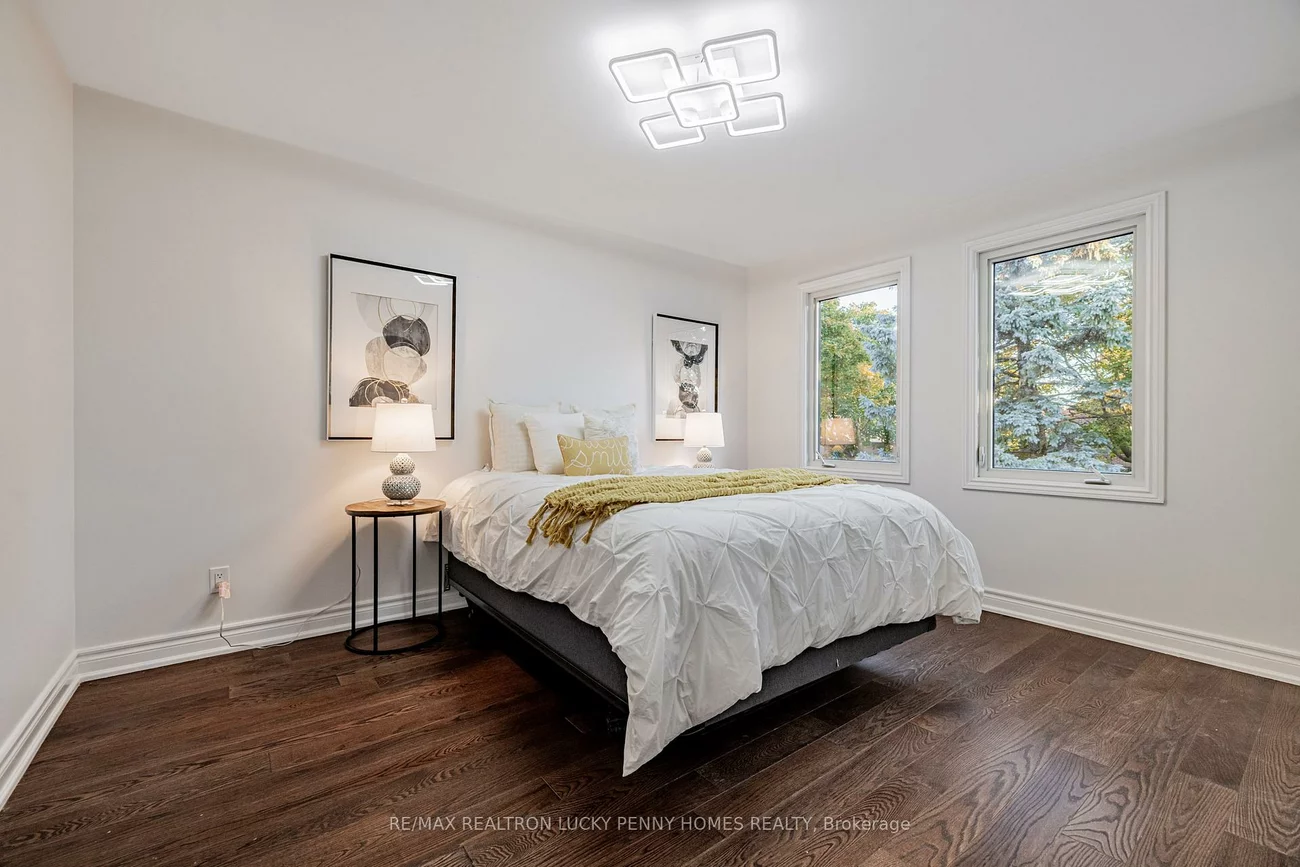 8, Hallam, Markham Village, Markham