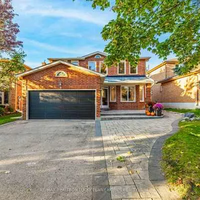 8, Hallam, Markham Village, Markham