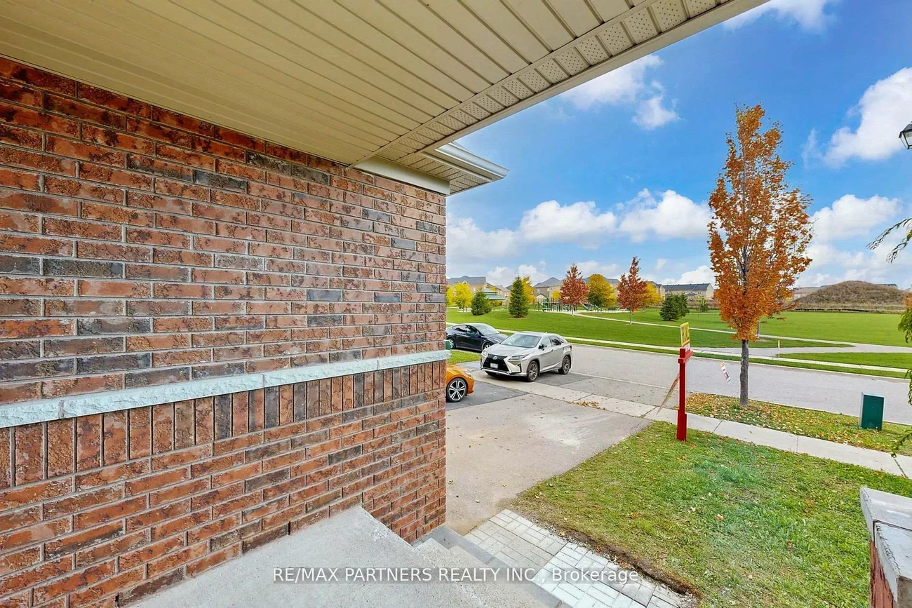 29, Robert Osprey, Cathedraltown, Markham