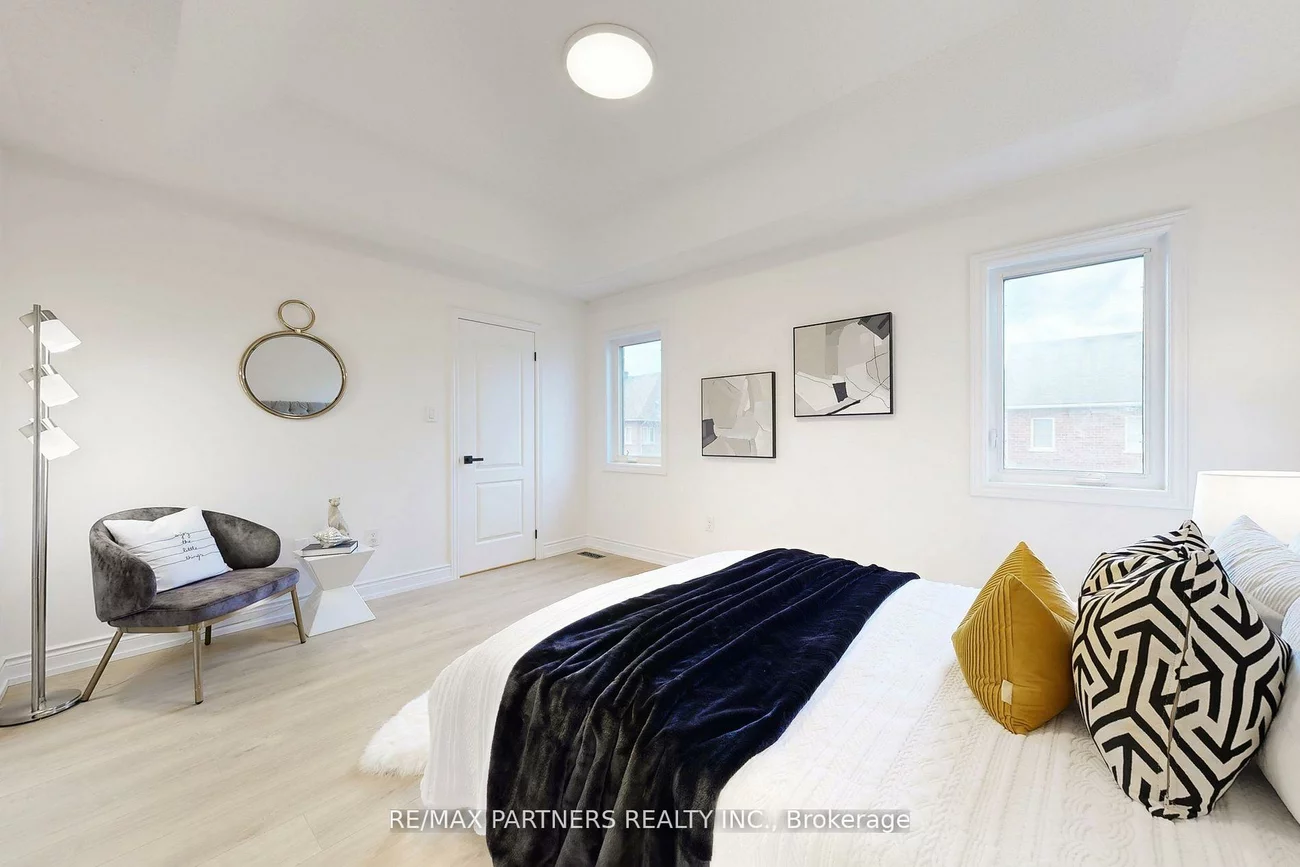 29, Robert Osprey, Cathedraltown, Markham