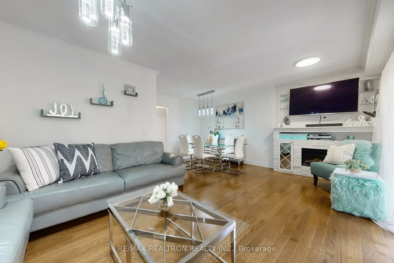 168, Cottonwood, Bayview Fairway-Bayview Country Club Estates, Markham