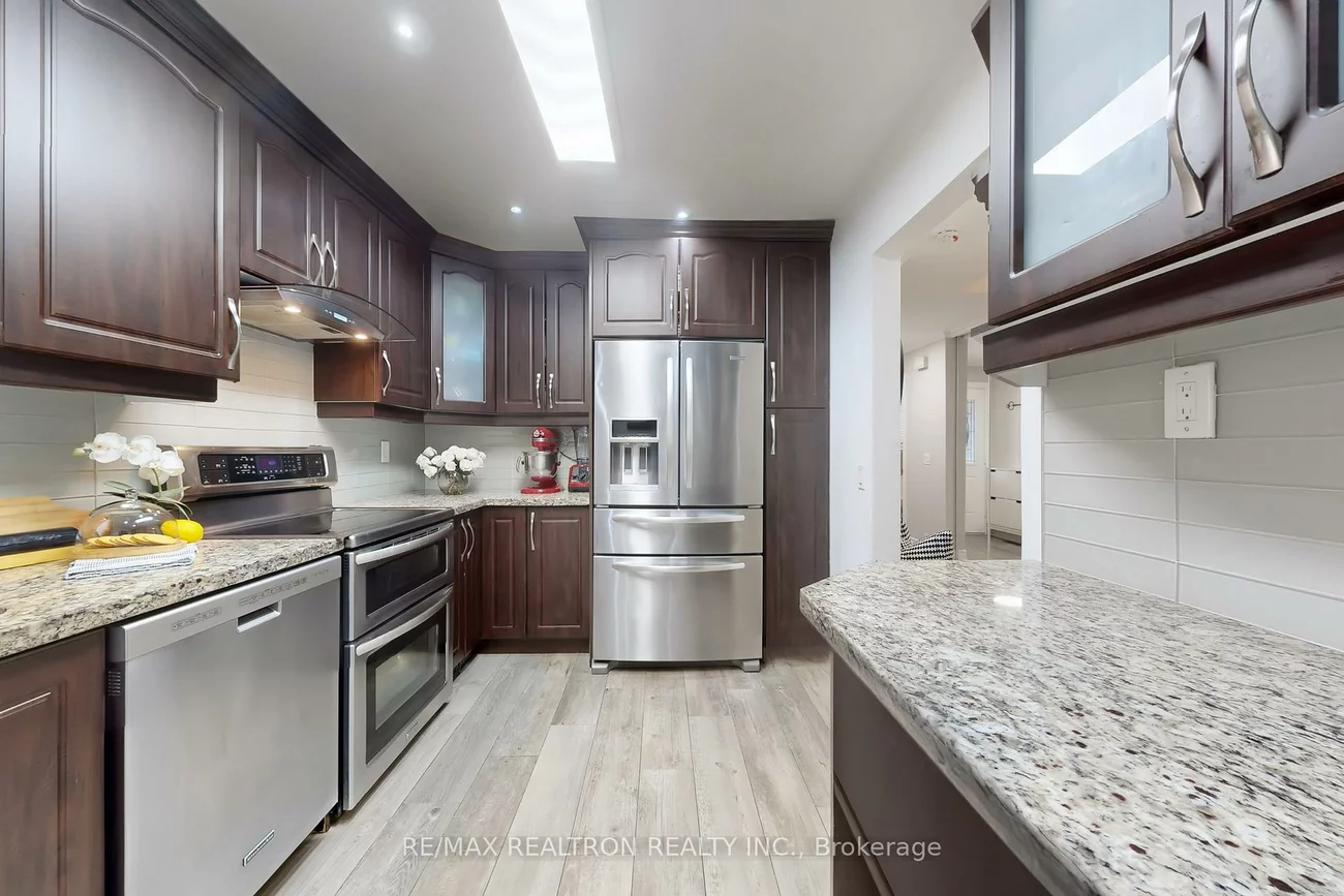 168, Cottonwood, Bayview Fairway-Bayview Country Club Estates, Markham