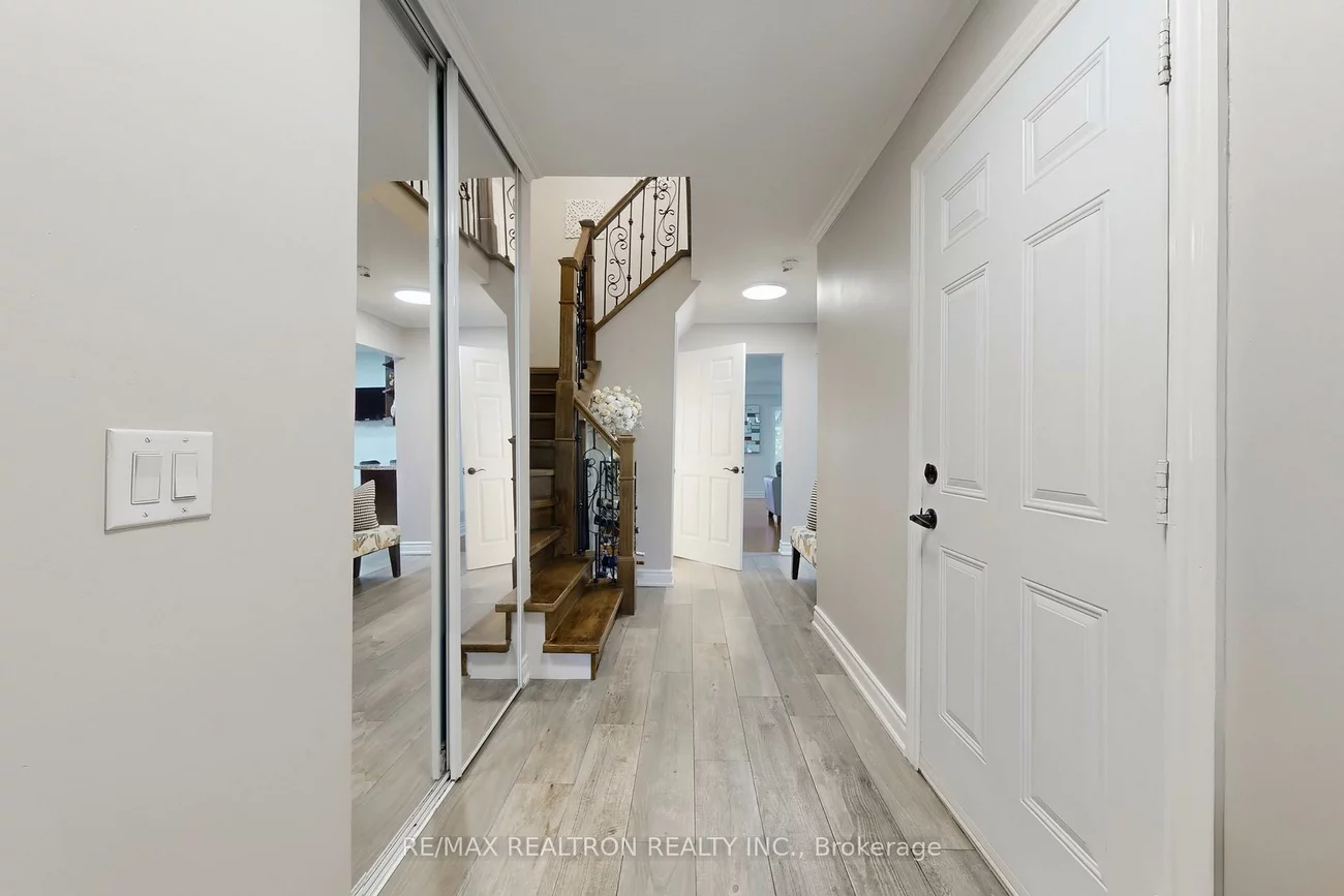 168, Cottonwood, Bayview Fairway-Bayview Country Club Estates, Markham