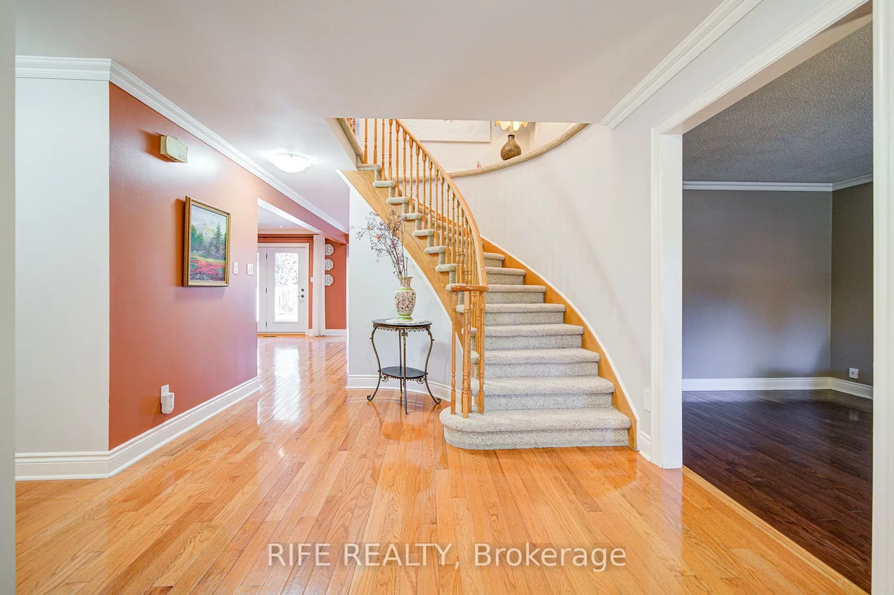 38, Longwater, Unionville, Markham