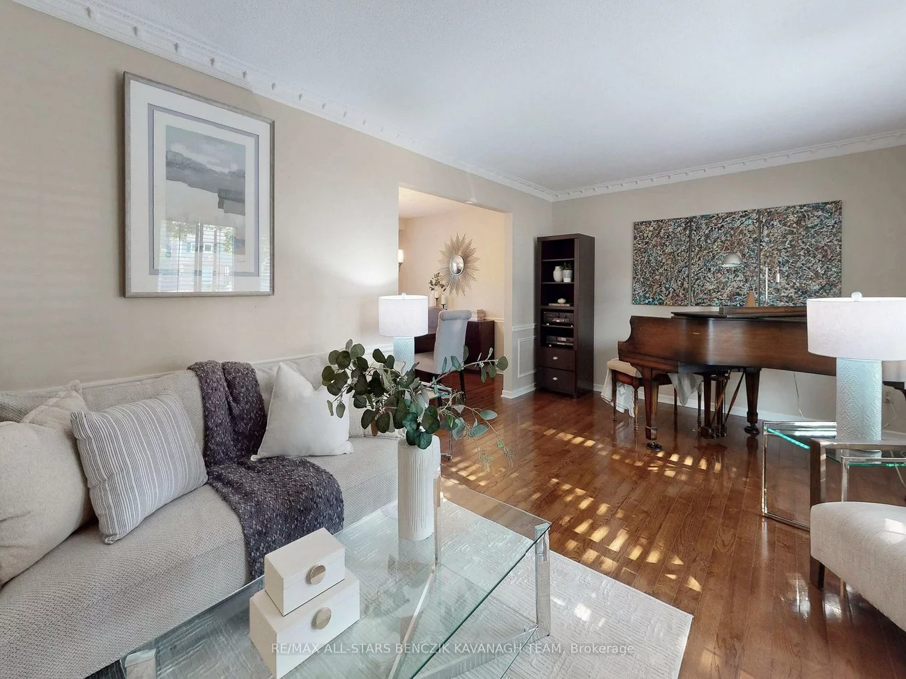 93, Sir Lancelot, Markham Village, Markham