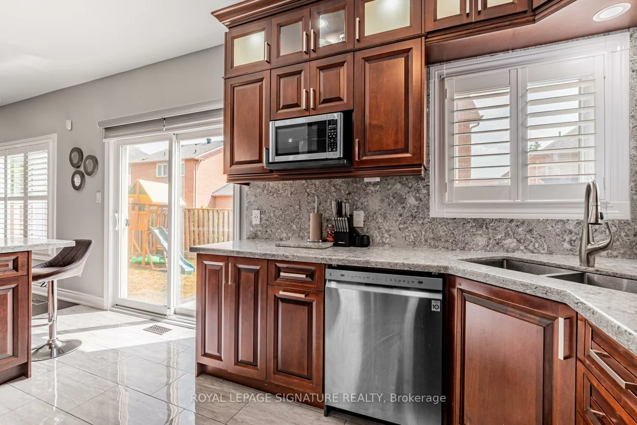 5, Sandcherry, Legacy, Markham