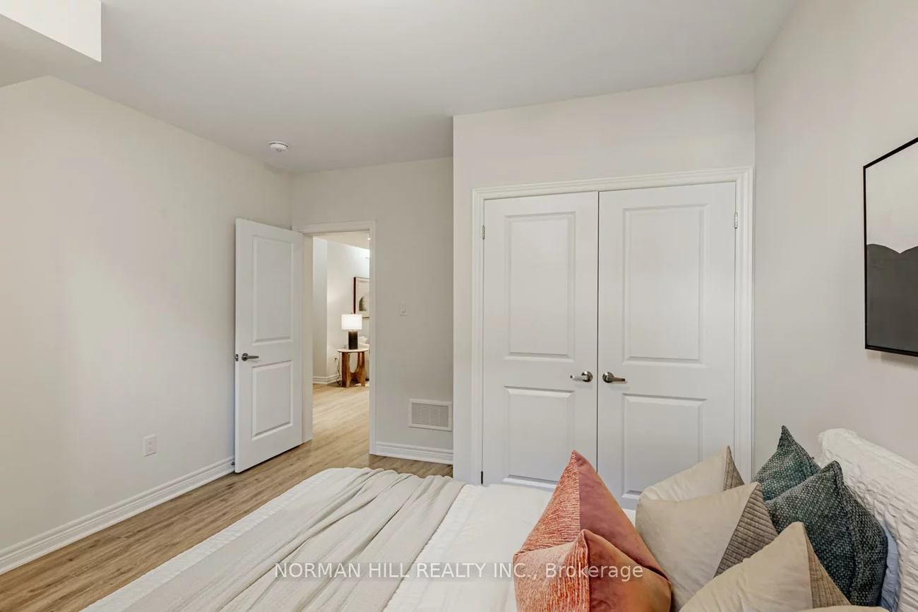 282, Riverlands, Cornell, Markham