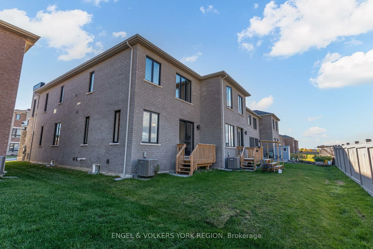 156, Mumbai, Middlefield, Markham