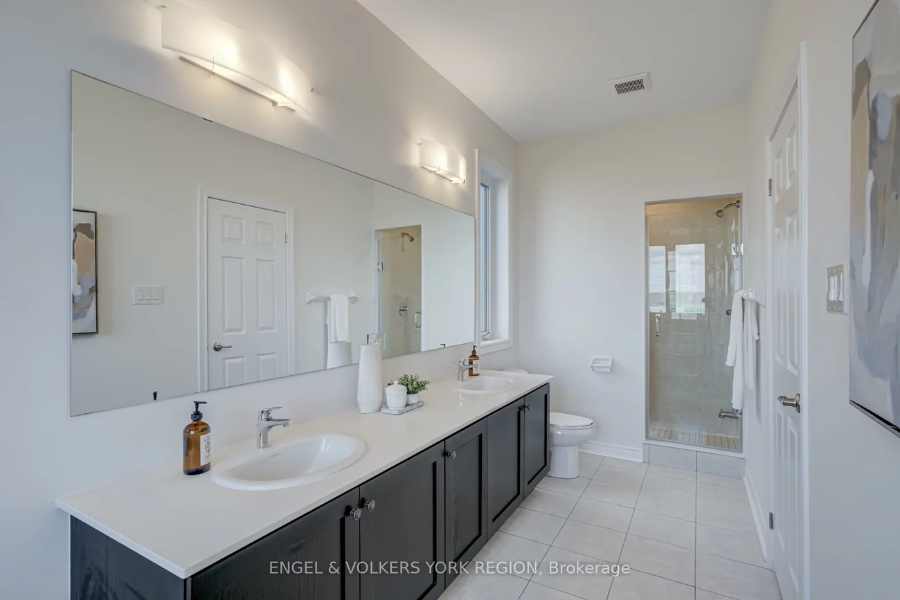 156, Mumbai, Middlefield, Markham