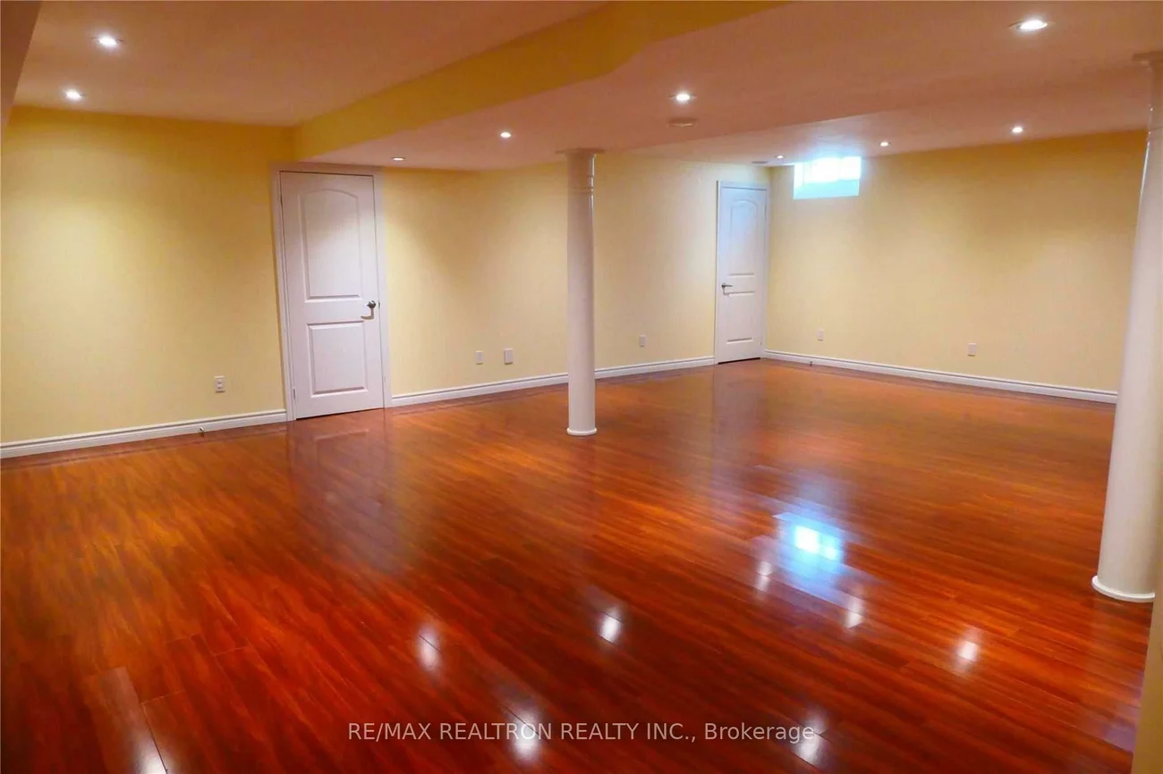 71, Glengordon, Angus Glen, Markham