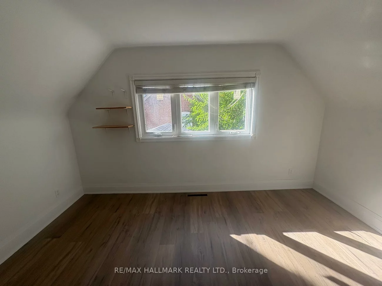 18, Woodward, Grandview, Markham