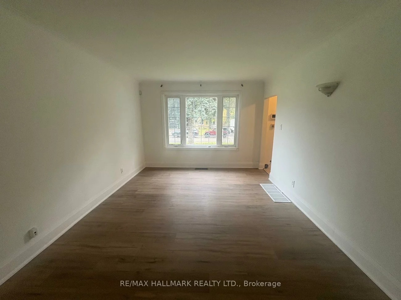 18, Woodward, Grandview, Markham