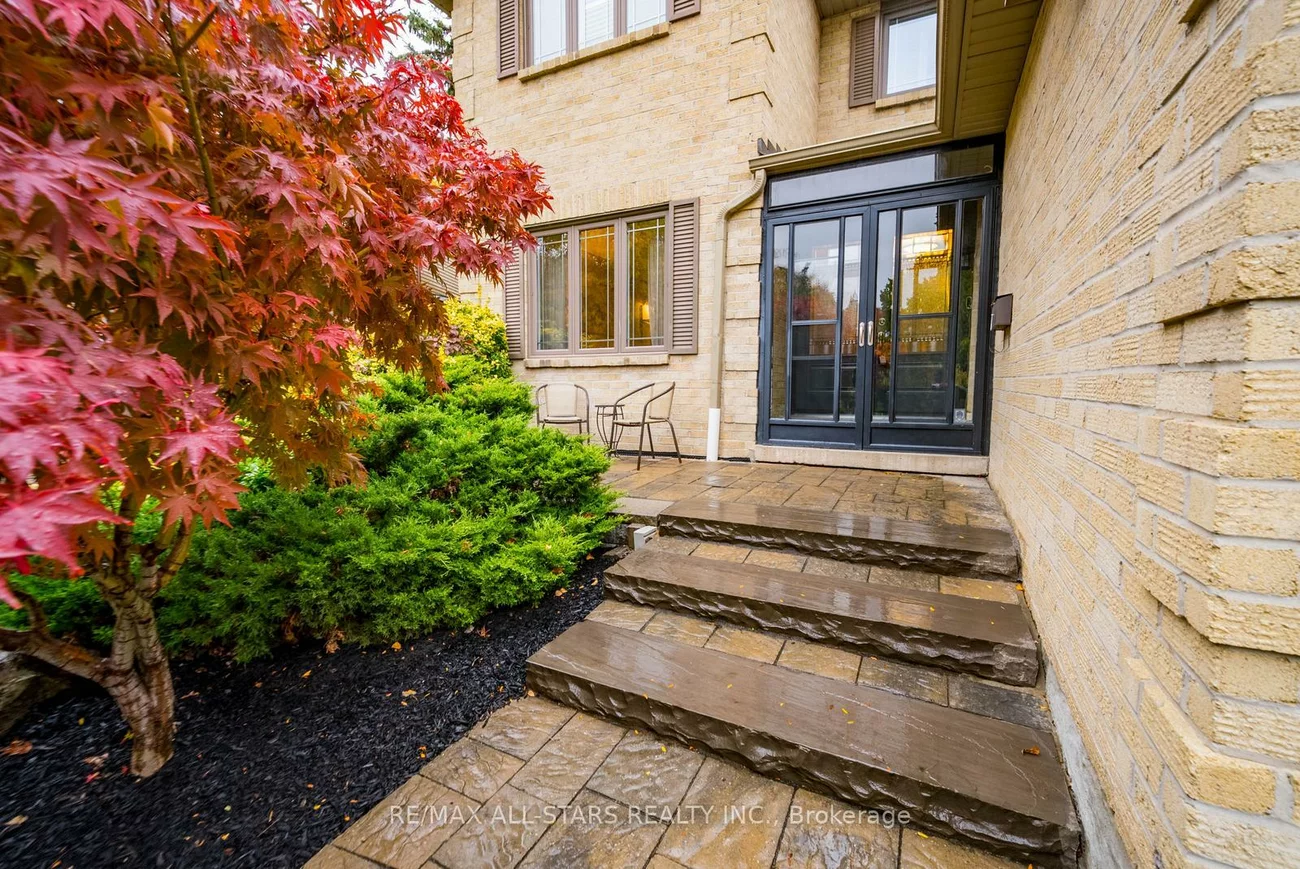 15, Sawyer, Markham Village, Markham