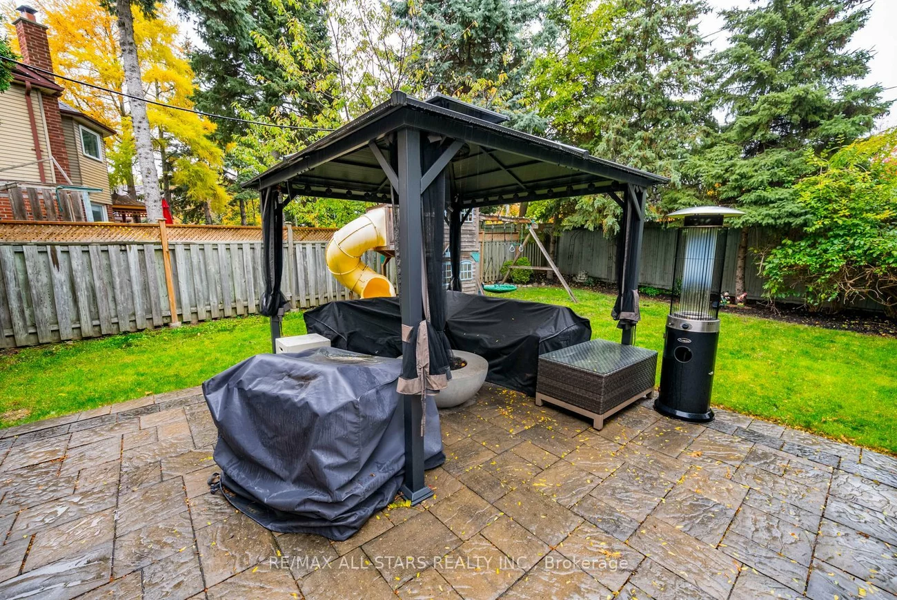 15, Sawyer, Markham Village, Markham