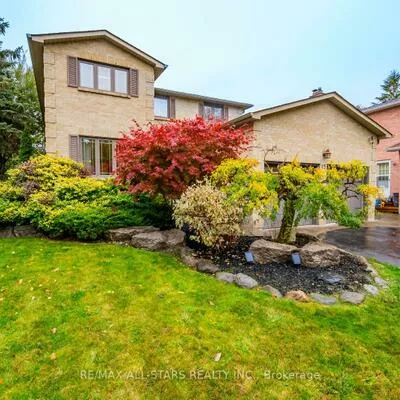 15, Sawyer, Markham Village, Markham