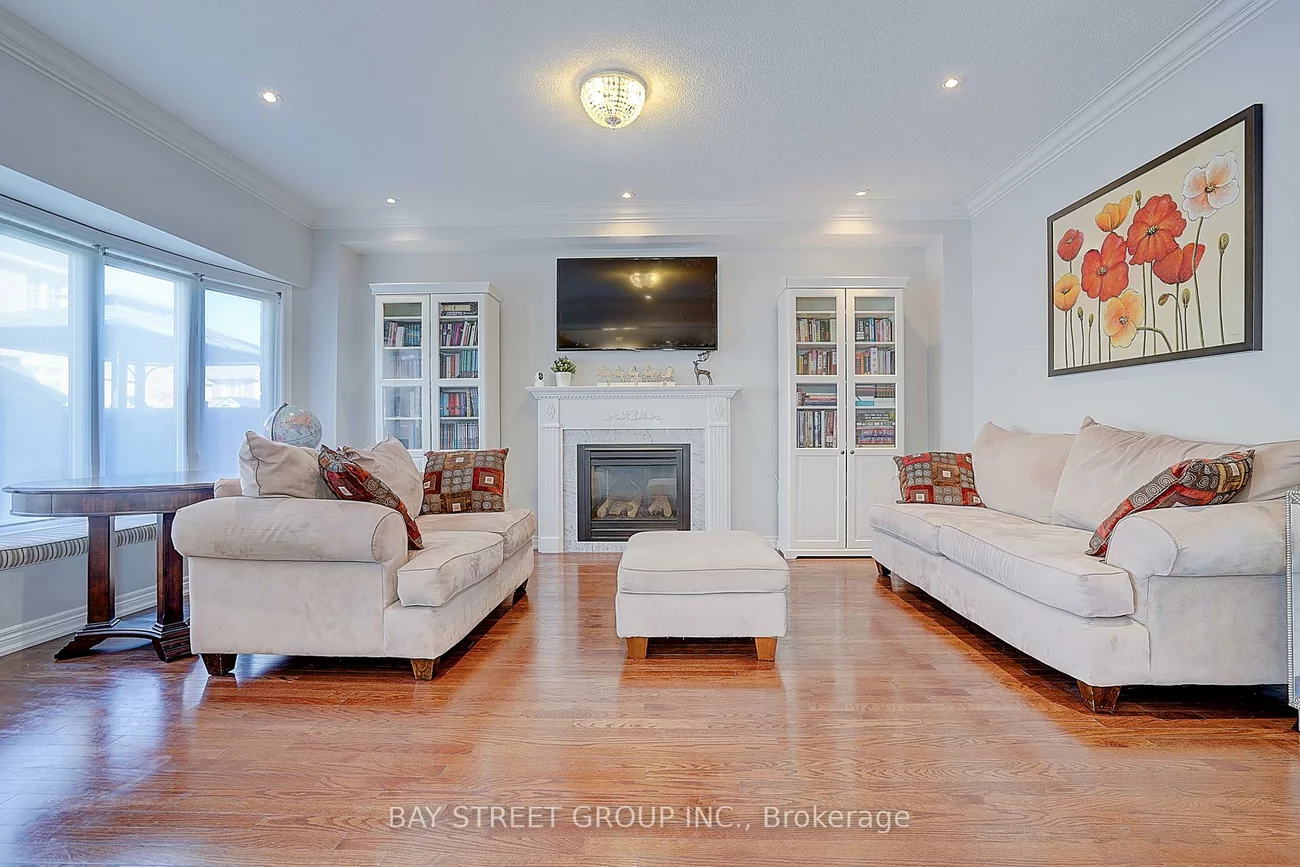 90, Gable, Berczy, Markham