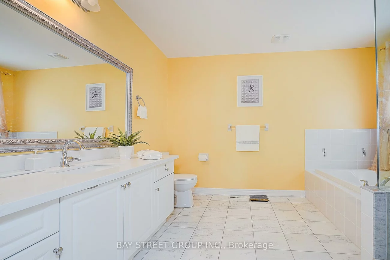 90, Gable, Berczy, Markham