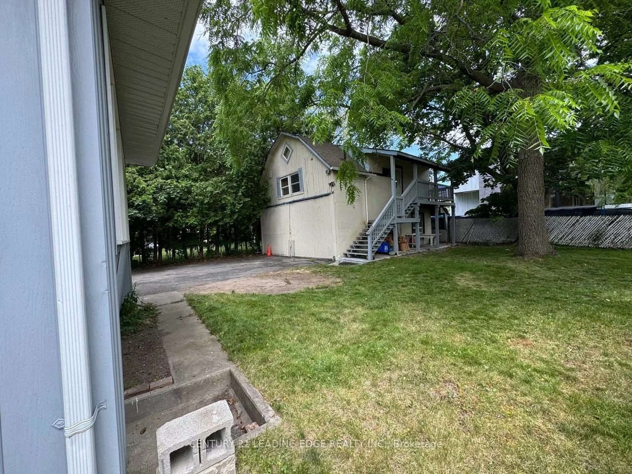 261, Main, Old Markham Village, Markham