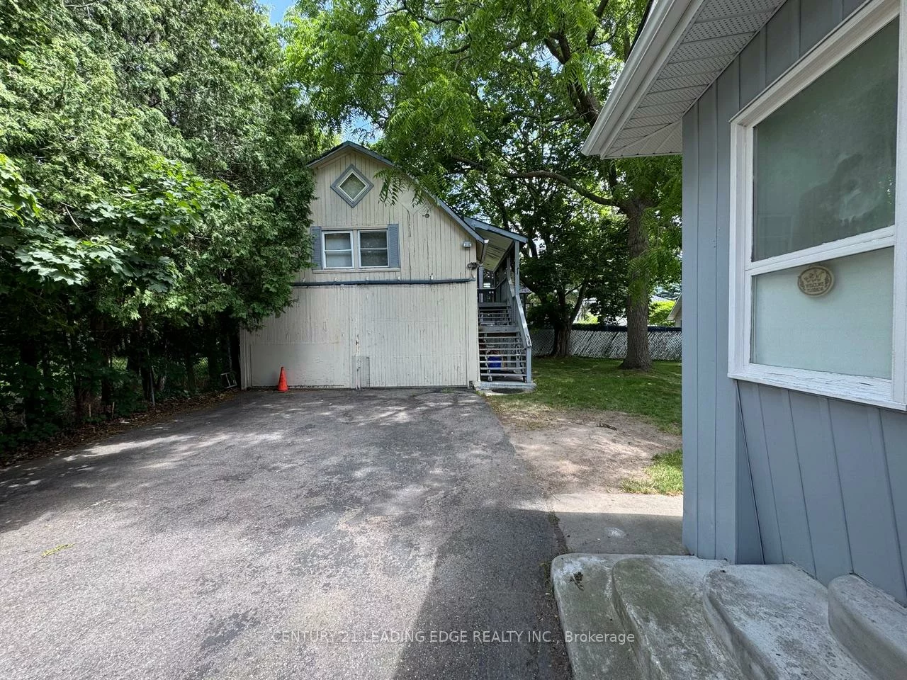 261, Main, Old Markham Village, Markham