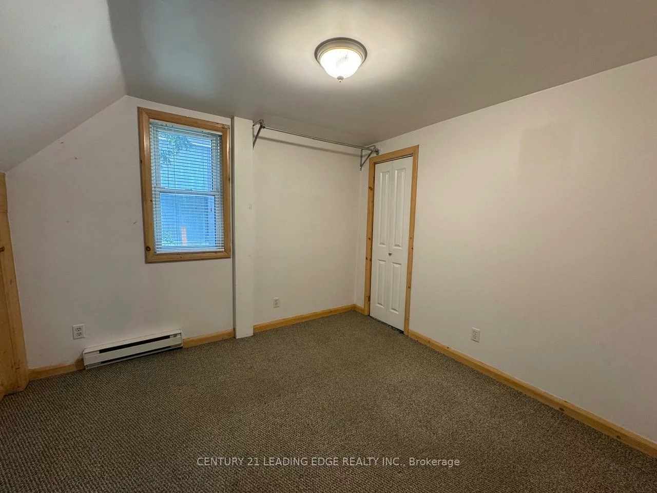 261, Main, Old Markham Village, Markham