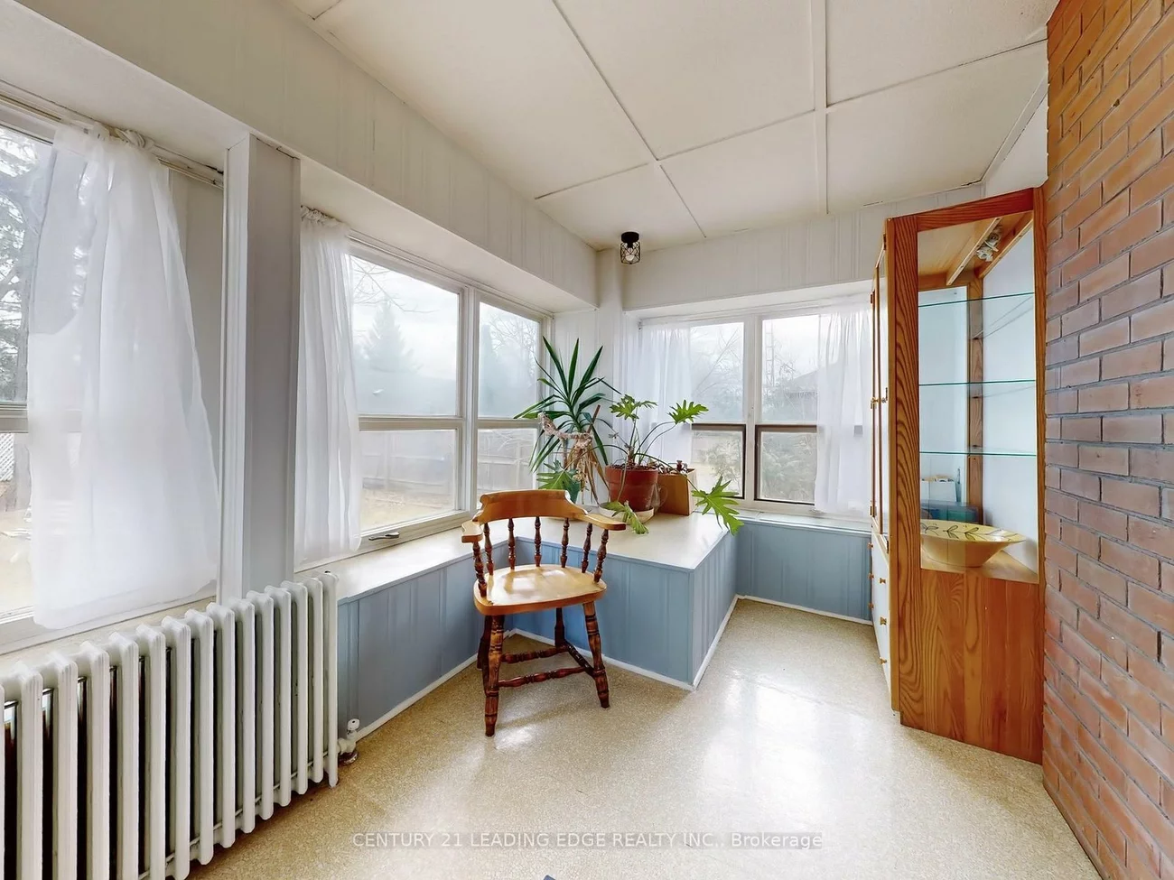 261, Main, Old Markham Village, Markham