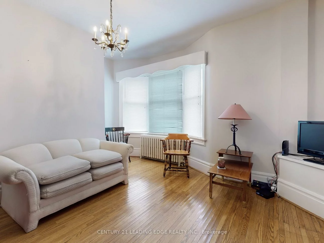 261, Main, Old Markham Village, Markham