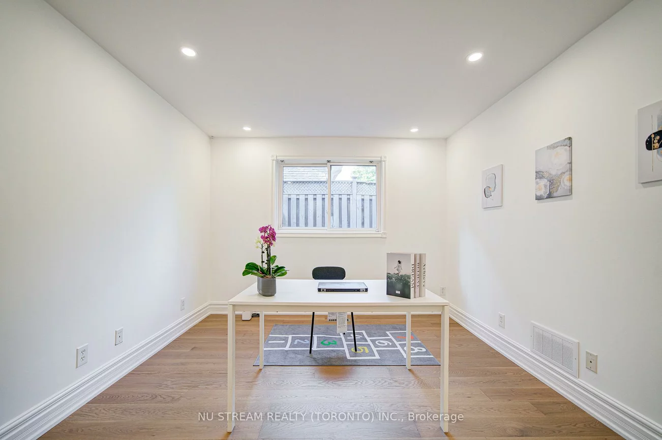 8, Hemingway, Unionville, Markham